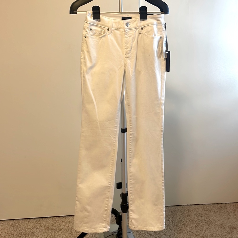 White jeans straight leg brand new with inside support
